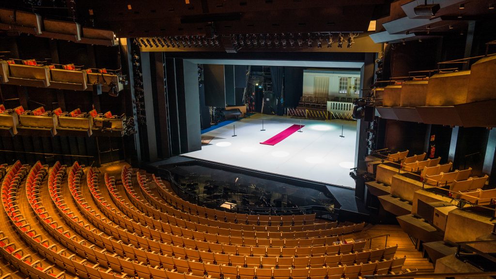 Inauguration de la salle de théâtre Blanche Rapaport